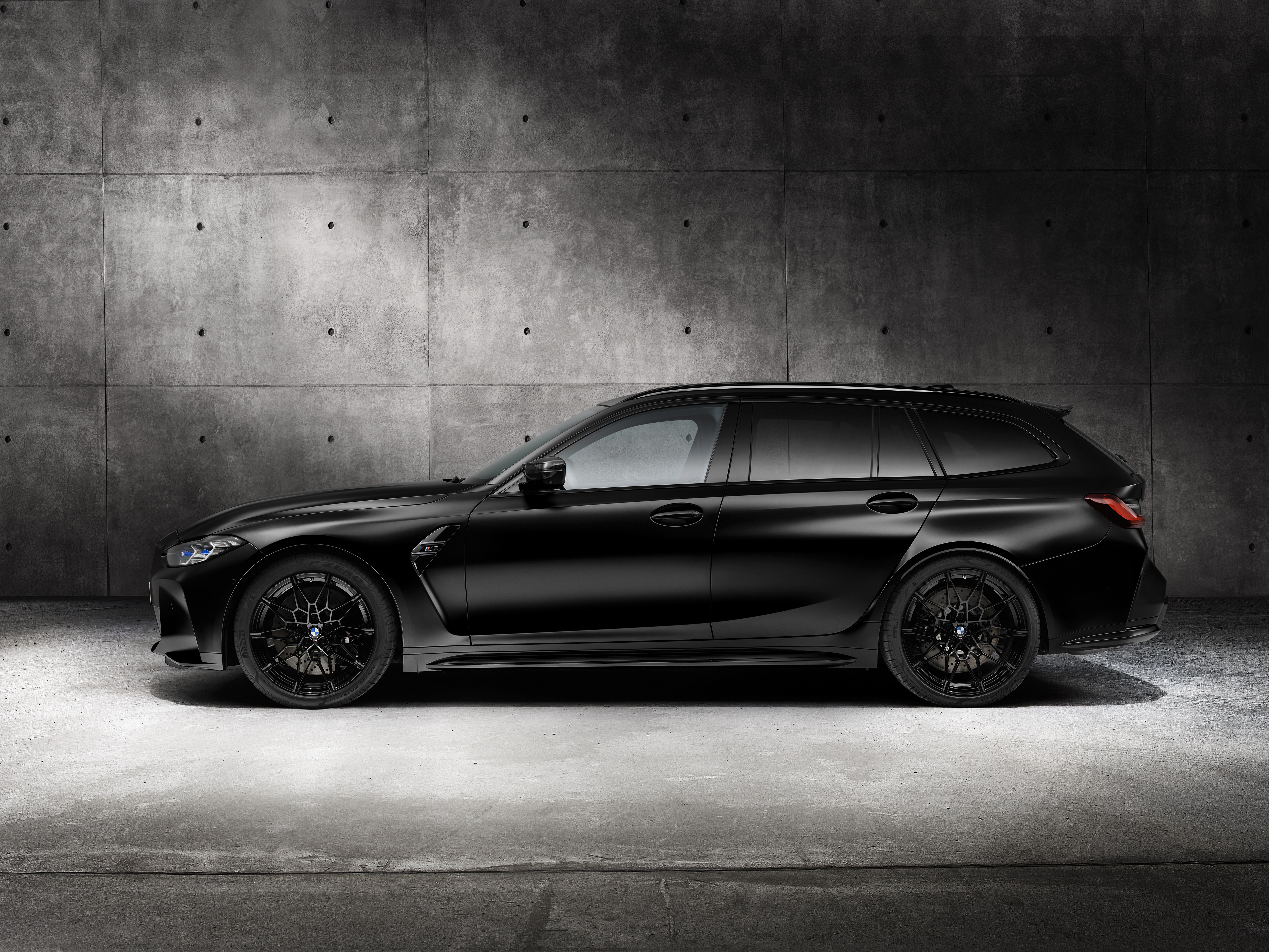 BMW M3 TOURING | oficiální představení | novinka 2022 | nové super sportovní kombi | blog | info | fotky | video | AUTOiBUY.com
